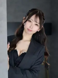 かれん（秘書室）