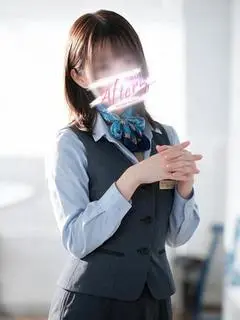 成美 こころ（OLアフター5）