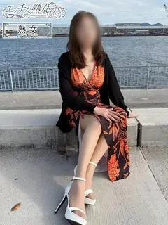 琴葉（エッチな熟女）